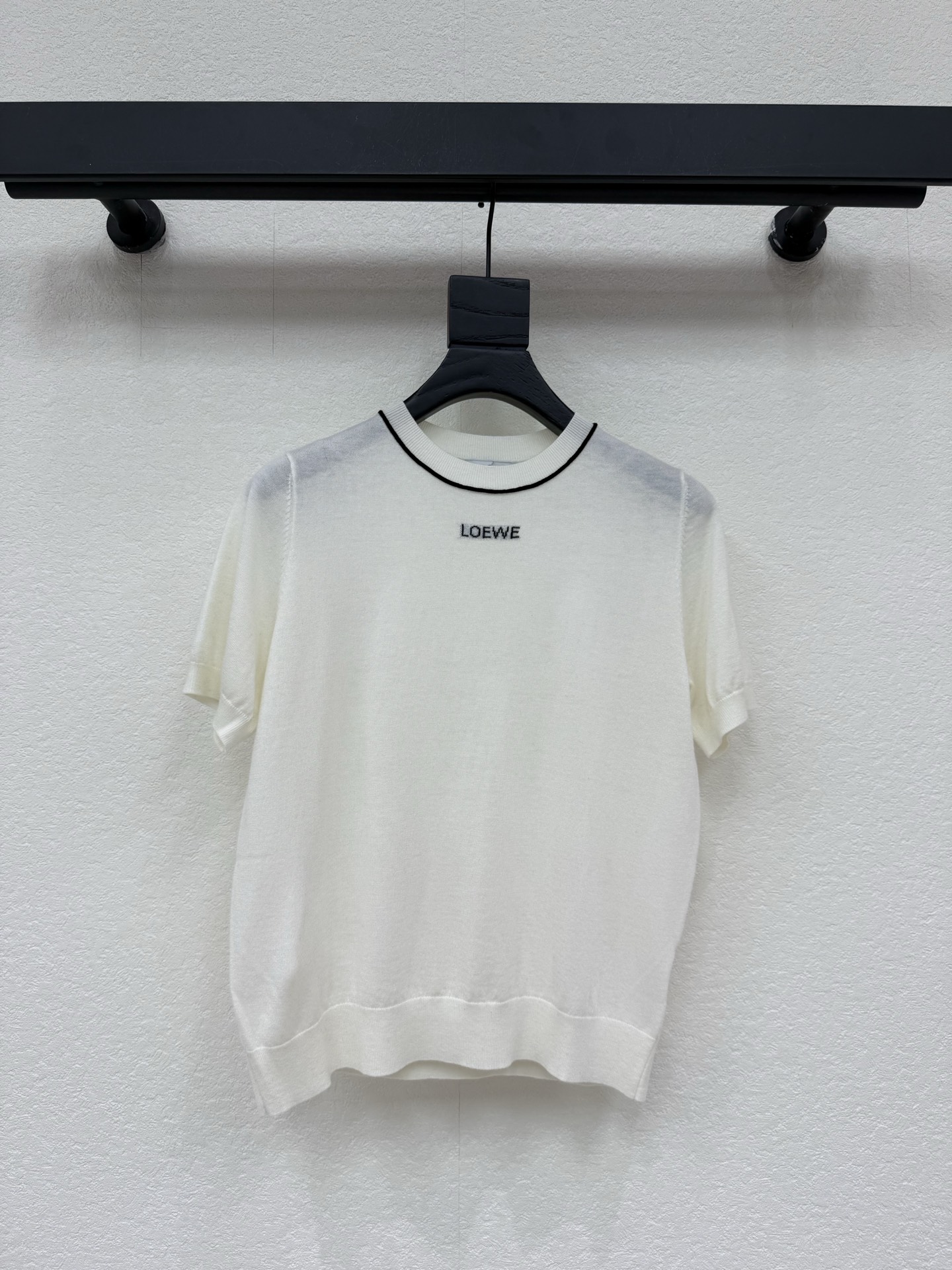 Women's short sleeves